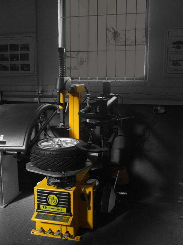 Bradbury WC5301 Tyre Changer Machine Yellow and Black from Concept Garage Equipment
