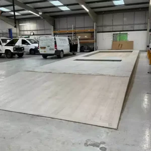 MOT Bay raised platform for Topspeed Couriers
